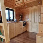 Les Tiny Du Pre Mathy - Insolites Avec Jacuzzi A * Profondeville