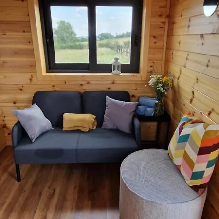 Les Tiny Du Pre Mathy - Insolites Avec Jacuzzi A * Profondeville