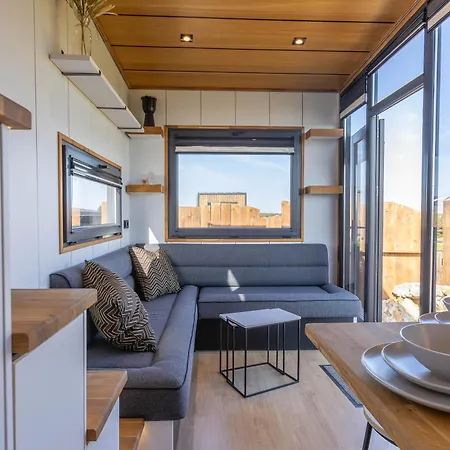 Εξοχικό σπίτι Les Tiny Du Pre Mathy - Insolites Avec Jacuzzi A Profondeville