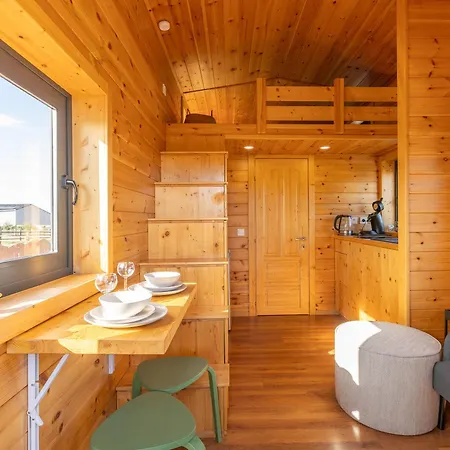 Les Tiny Du Pre Mathy - Insolites Avec Jacuzzi A * Profondeville