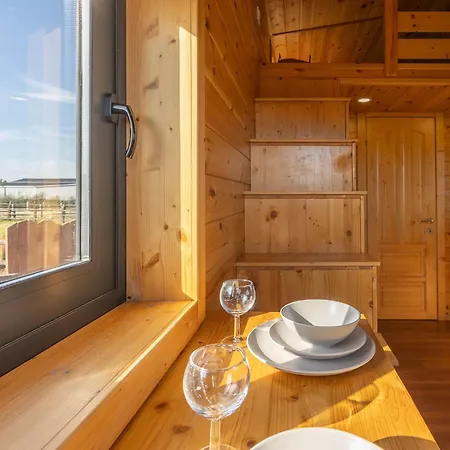 Hétvégi ház Les Tiny Du Pre Mathy - Insolites Avec Jacuzzi A Profondeville
