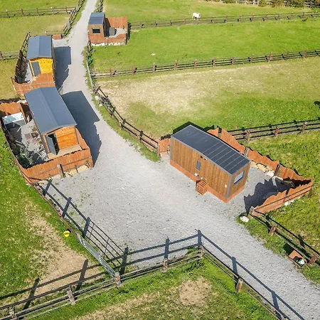 Les Tiny Du Pré Mathy - Insolites Avec Jacuzzi à * Profondeville