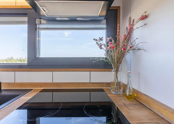 Les Tiny Du Pre Mathy - Insolites Avec Jacuzzi A *