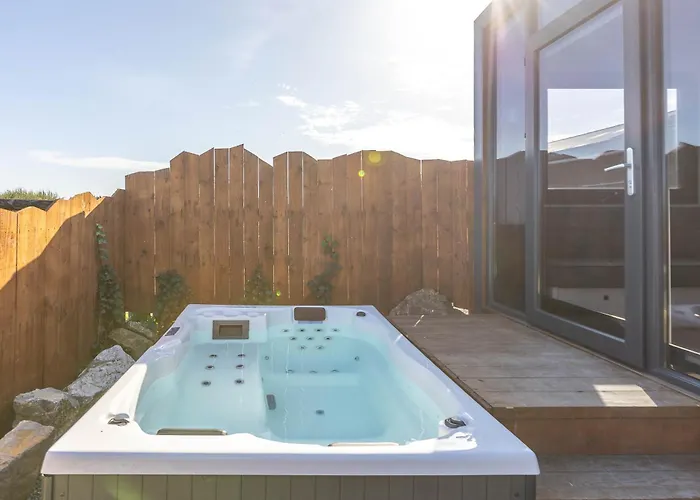 Country house Les Tiny Du Pre Mathy - Insolites Avec Jacuzzi A Profondeville