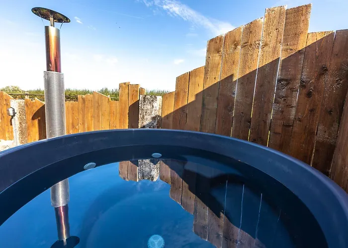 Les Tiny Du Pre Mathy - Insolites Avec Jacuzzi A *