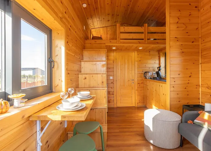 Les Tiny Du Pre Mathy - Insolites Avec Jacuzzi A * Profondeville