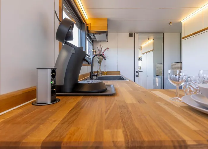 Les Tiny Du Pre Mathy - Insolites Avec Jacuzzi A * Profondeville