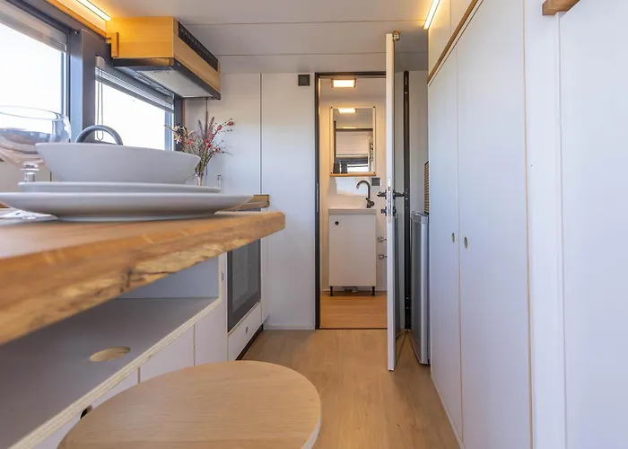 Les Tiny Du Pre Mathy - Insolites Avec Jacuzzi A Country house *