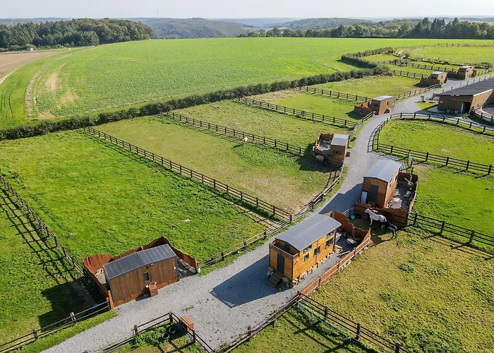 Les Tiny Du Pre Mathy - Insolites Avec Jacuzzi A Country house