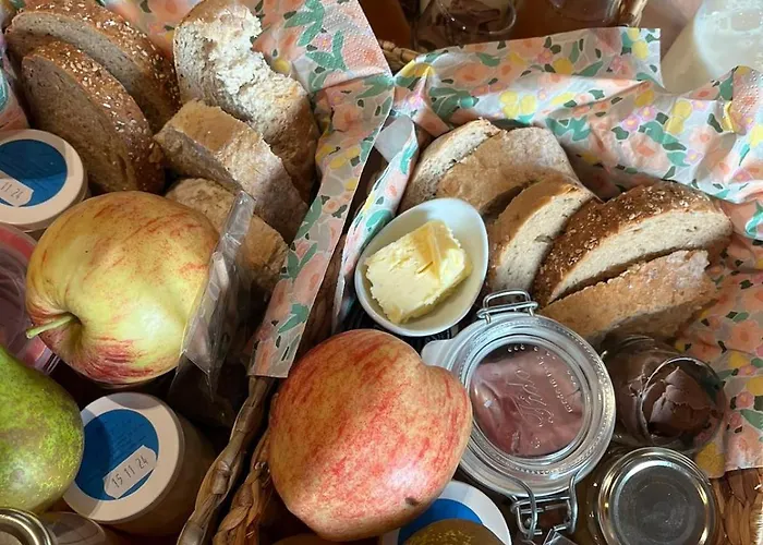 Les Tiny Du Pre Mathy - Insolites Avec Jacuzzi A